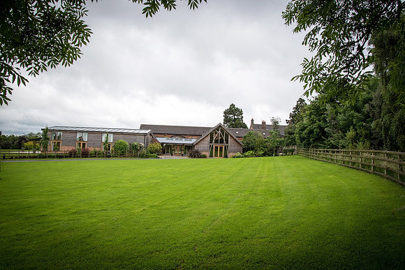 Wedding Photography Mythe Barn Warwickshire