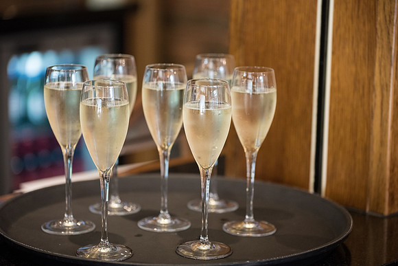 Mythe Barn wedding photographer Warwickshire