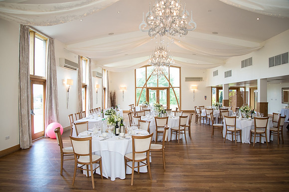 Mythe Barn Wedding Photography