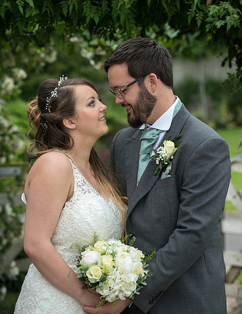 Wedding photographer Mythe Barn