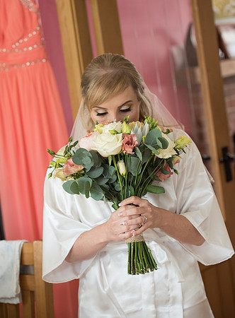 Alan and Fiona Wedding Photography at Badgers Mount