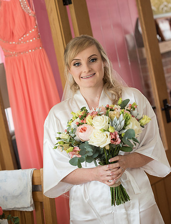 Alan and Fiona Wedding Photography at Badgers Mount