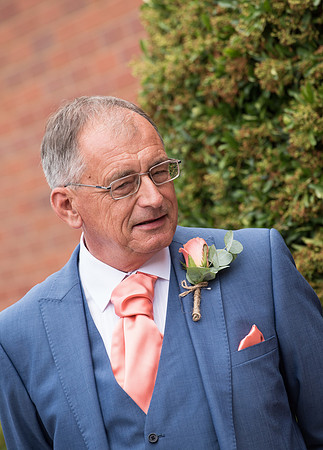Alan and Fiona Wedding Photography at Badgers Mount
