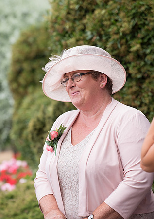 Alan and Fiona Wedding Photography at Badgers Mount